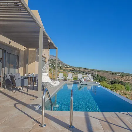 Villa Olive And Aloe